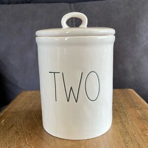 Rae Dunn “TWO” Canister White With Black Lettering NWOT (14)